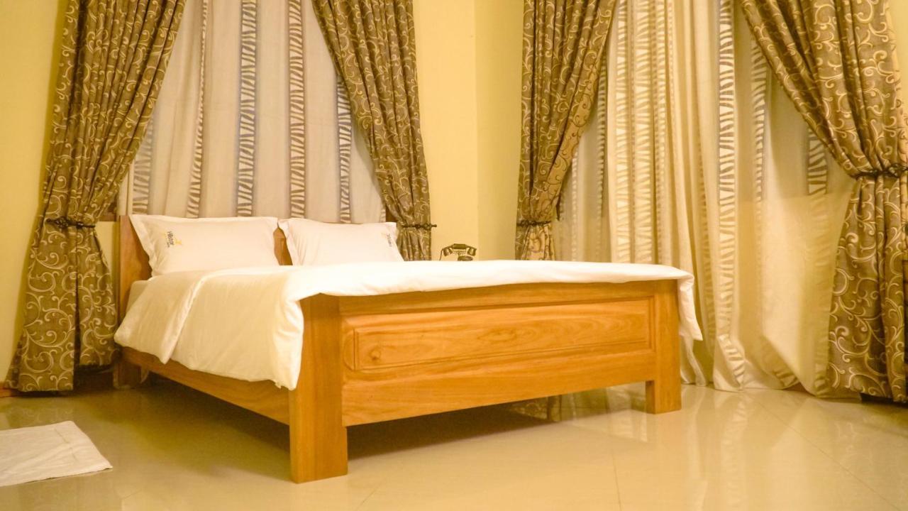 Hillstarh Hotel Dar es Salaam Zewnętrze zdjęcie